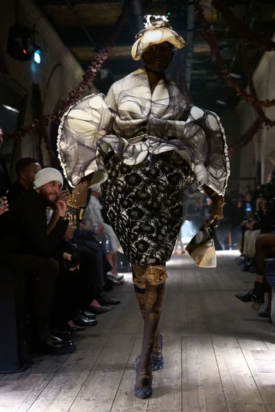Look 21